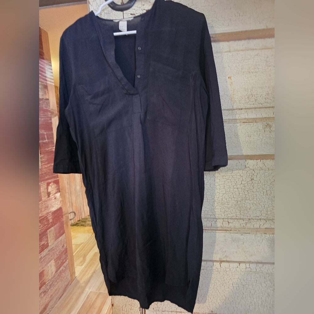 H&M Black Tunic Shirt Dress Top Size 6 Medium EUC! Soft!